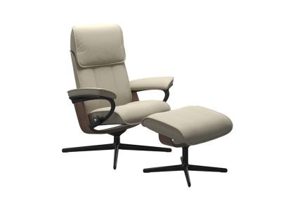 Stressless Admiral (M) Cross Chair with Ottoman