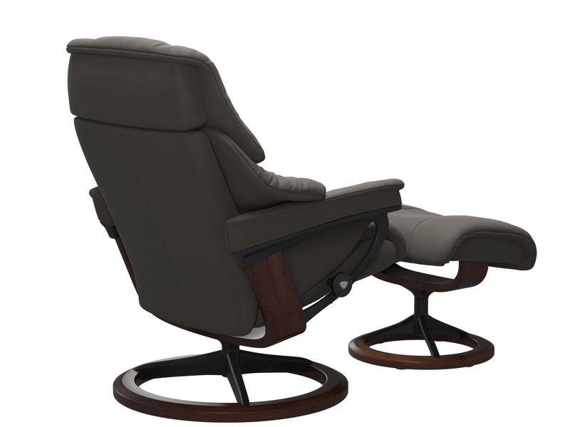 Stressless Reno (M) Signature Chair with Footstool 