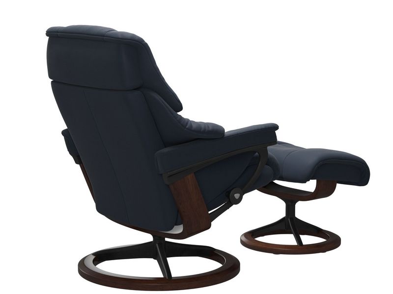Stressless Reno (M) Signature Chair with Footstool 