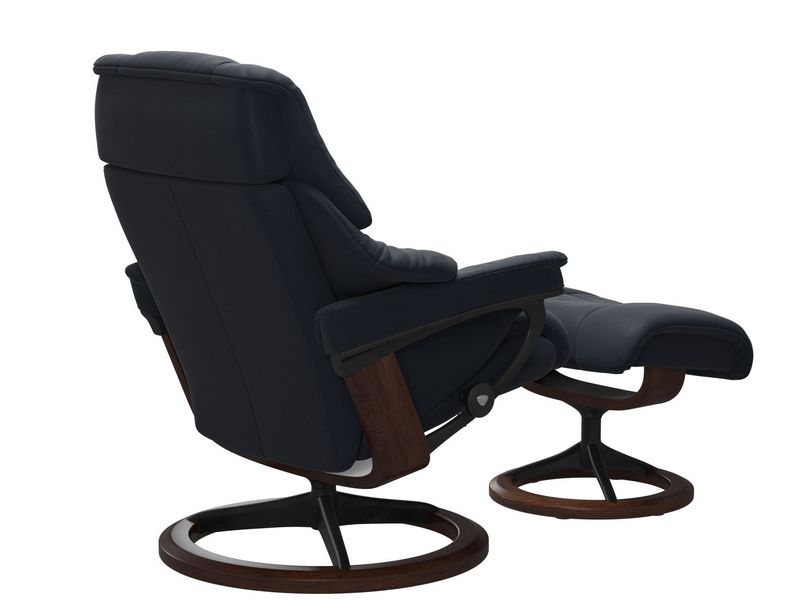 Stressless Reno (M) Signature Chair with Footstool 