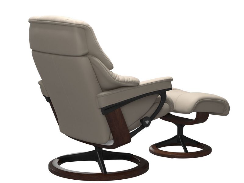 Stressless Reno (M) Signature Chair with Footstool 