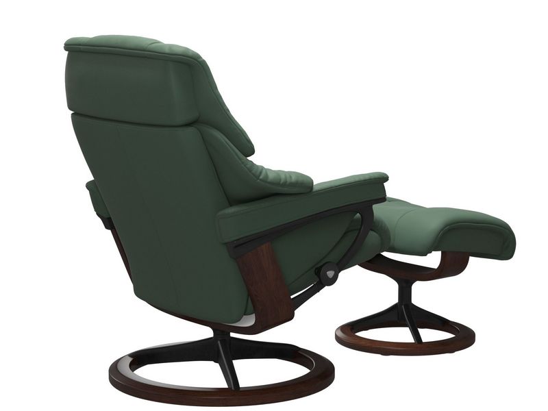 Stressless Reno (M) Signature Chair with Footstool 