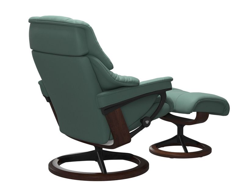 Stressless Reno (M) Signature Chair with Footstool 
