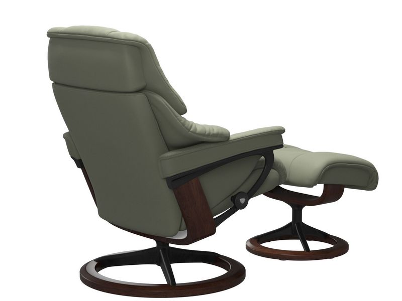 Stressless Reno (M) Signature Chair with Footstool 