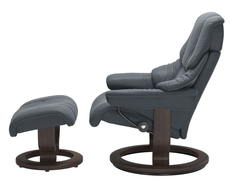 Stressless Reno (M) Classic Chair with Footstool 