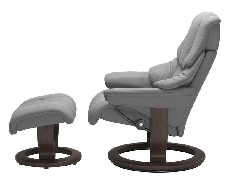 Stressless Reno (M) Classic Chair with Footstool 