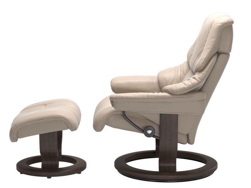 Stressless Reno (M) Classic Chair with Footstool 