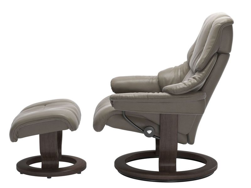 Stressless Reno (M) Classic Chair with Footstool 
