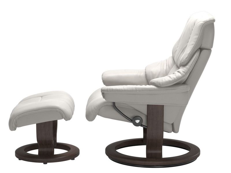 Stressless Reno (M) Classic Chair with Footstool 