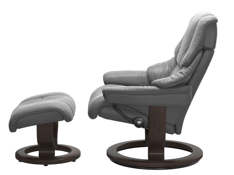 Stressless Reno (M) Classic Chair with Footstool 
