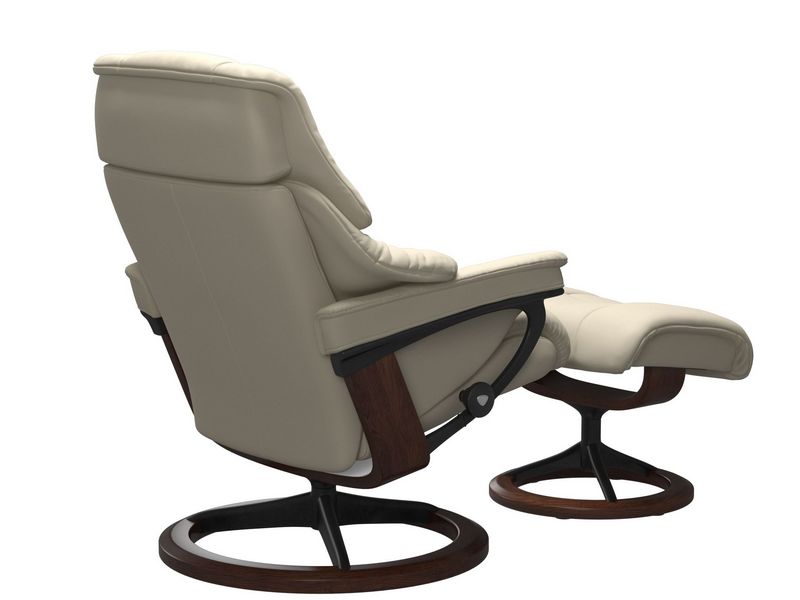Stressless Reno (M) Signature Chair with Footstool 