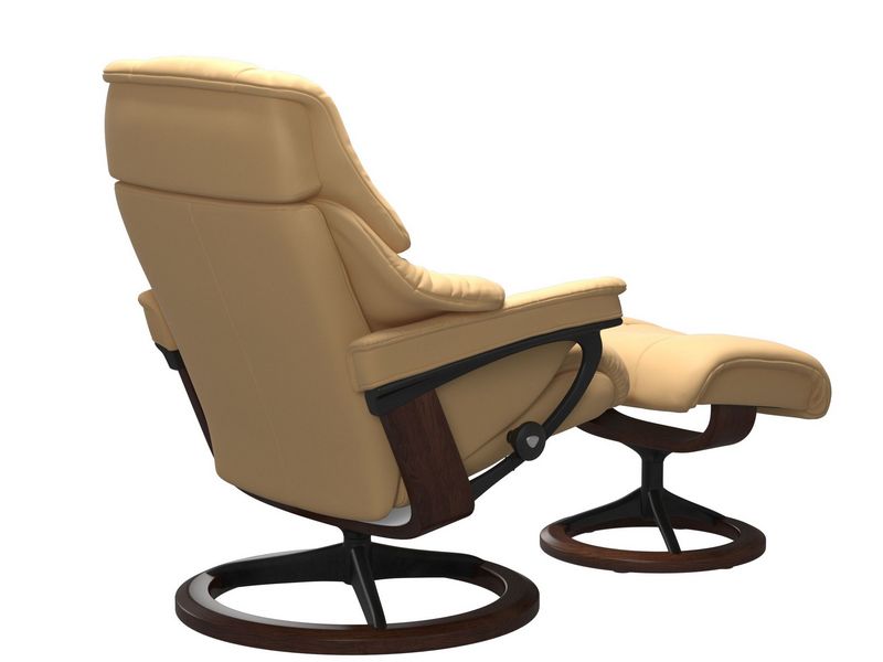 Stressless Reno (M) Signature Chair with Footstool 