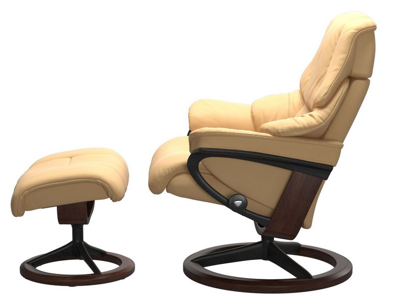 Stressless Reno (M) Signature Chair with Footstool 