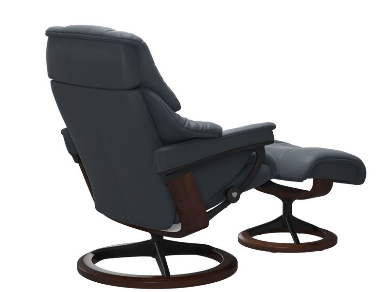 Stressless Reno (M) Signature Chair with Footstool 