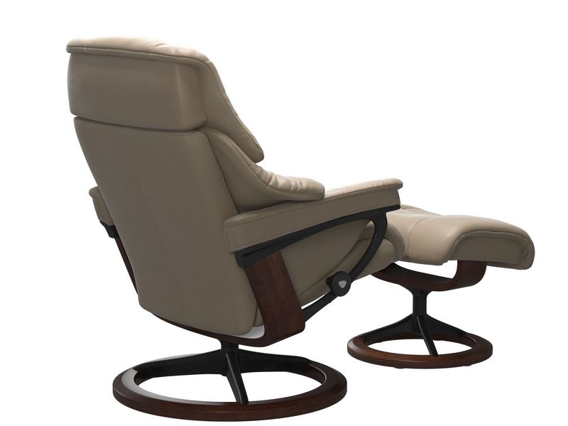 Stressless Reno (M) Signature Chair with Footstool 
