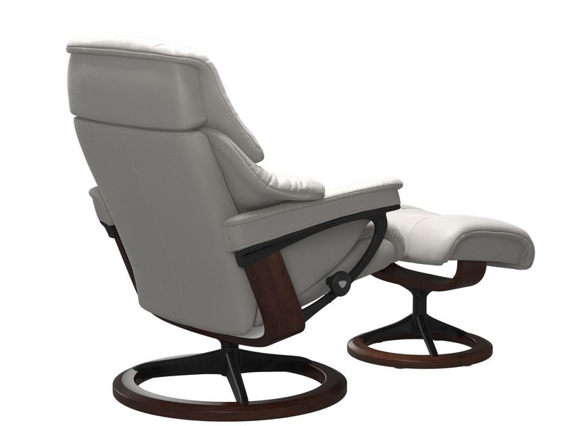 Stressless Reno (M) Signature Chair with Footstool 