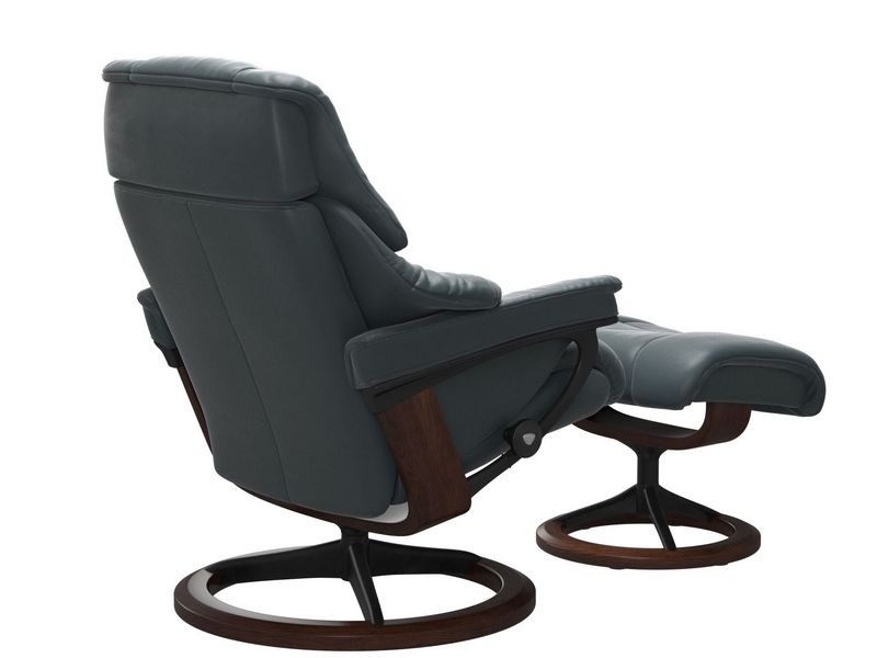 Stressless Reno (M) Signature Chair with Footstool 