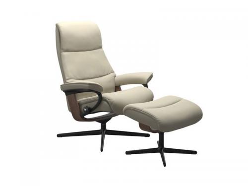 Stressless View (M) Cross Chair with Ottoman