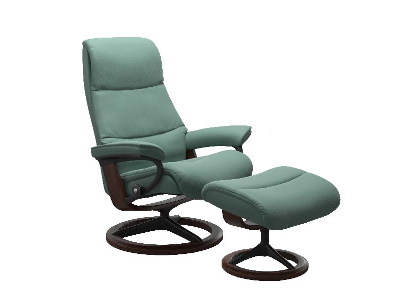 Stressless View (M) Signature Chair with Footstool 