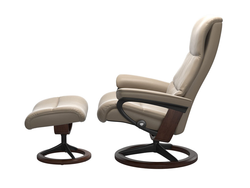 Stressless View (M) Signature Chair with Footstool 