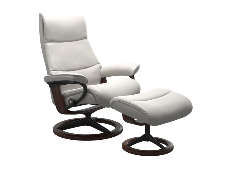 Stressless View (M) Signature Chair with Footstool 