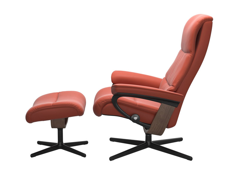 Stressless View (M) Cross Chair with Ottoman 