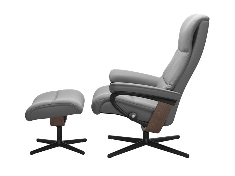 Stressless View (M) Cross Chair with Ottoman 