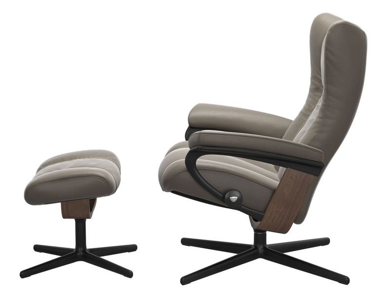 Stressless Wing (M) Cross Chair with Ottoman 