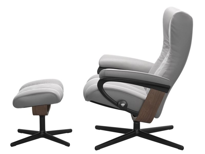 Stressless Wing (M) Cross Chair with Ottoman 