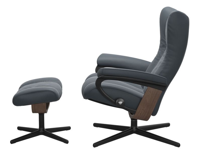 Stressless Wing (M) Cross Chair with Ottoman 