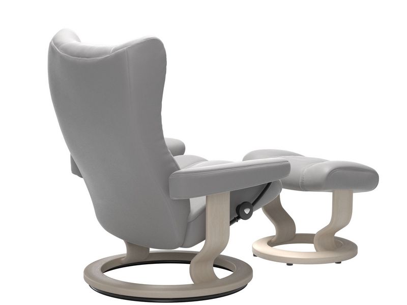 Stressless Wing (M) Classic Chair with Footstool 