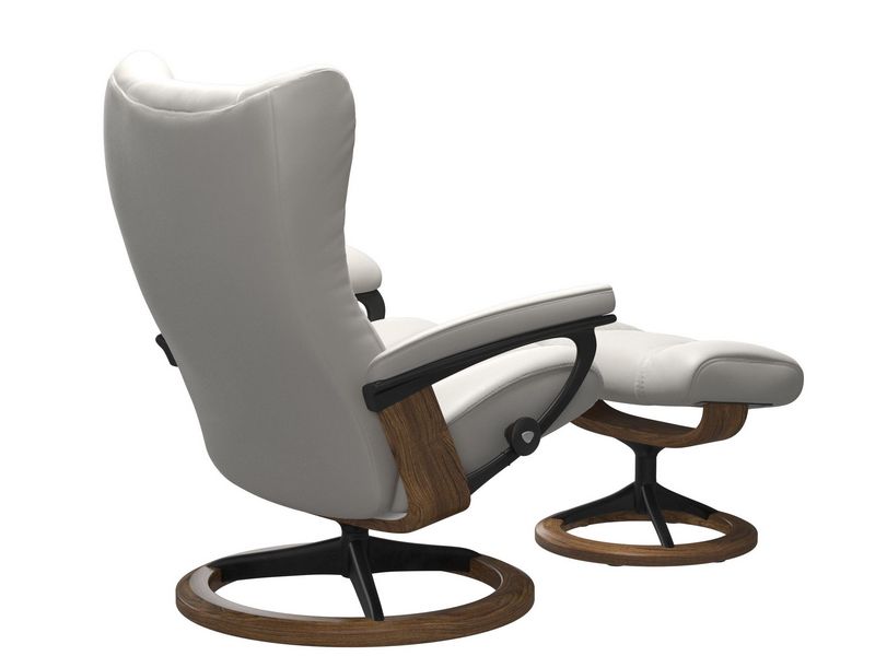 Stressless Wing (M) Signature Chair with Footstool 