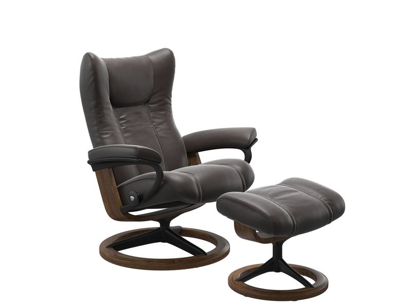 Stressless Wing (M) Signature Chair with Footstool 