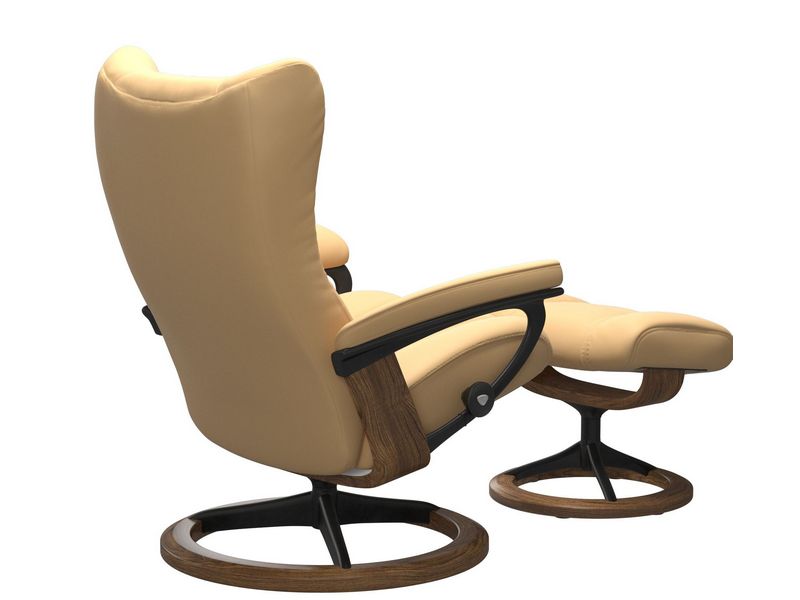 Stressless Wing (M) Signature Chair with Footstool 