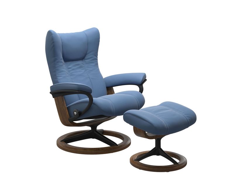 Stressless Wing (M) Signature Chair with Footstool 