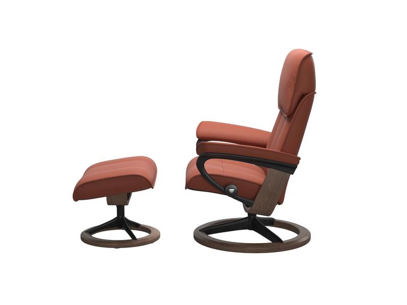 Stressless Admiral (M) Signature Chair with Footstool 