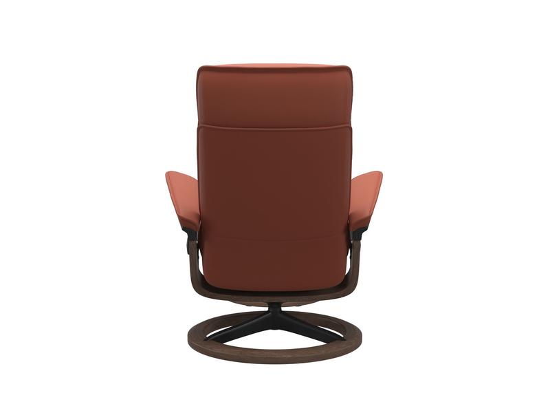 Stressless Admiral (M) Signature Chair with Footstool 