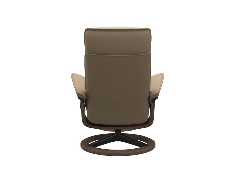 Stressless Admiral (M) Signature Chair with Footstool 