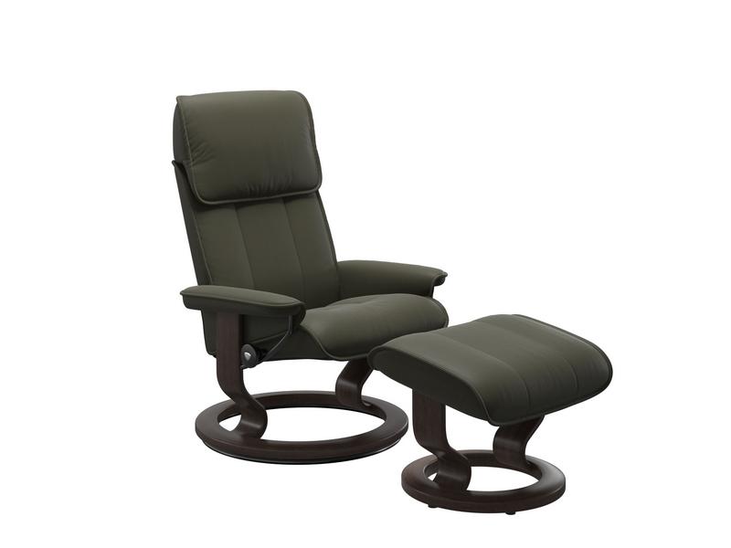 Stressless Admiral (M) Classic Chair with Footstool 