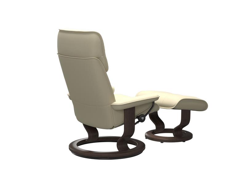 Stressless Admiral (M) Classic Chair with Footstool 