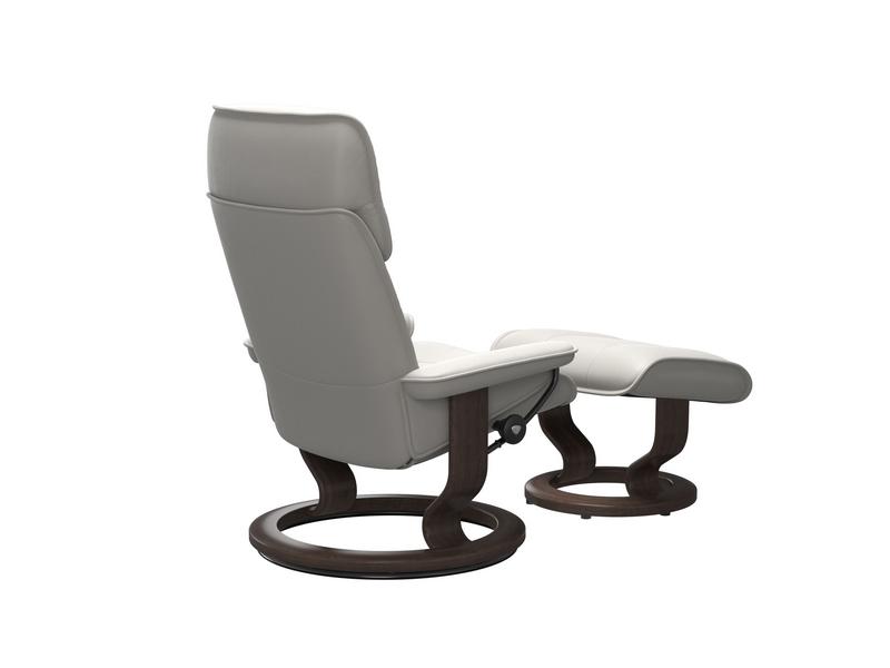 Stressless Admiral (M) Classic Chair with Footstool 
