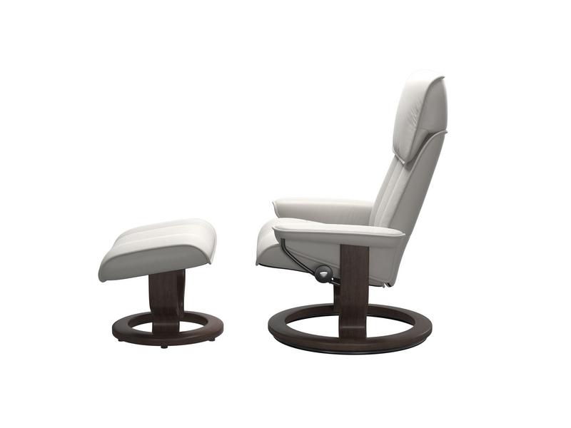 Stressless Admiral (M) Classic Chair with Footstool 