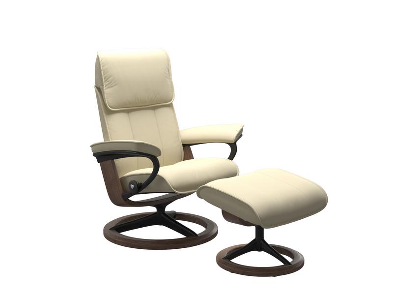 Stressless Admiral (M) Signature Chair with Footstool 