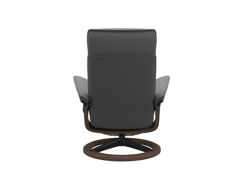 Stressless Admiral (M) Signature Chair with Footstool 