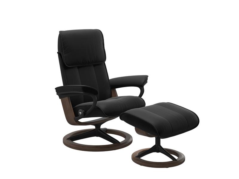 Stressless Admiral (M) Signature Chair with Footstool 
