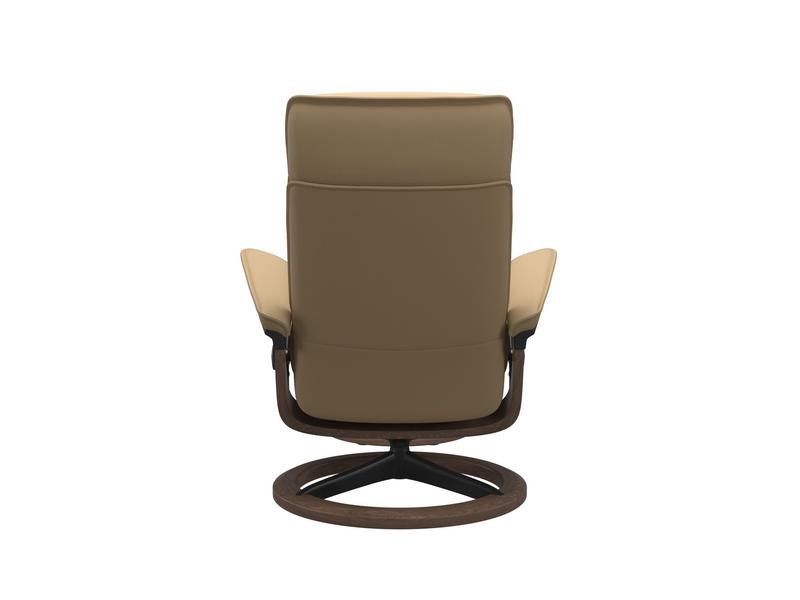 Stressless Admiral (M) Signature Chair with Footstool 
