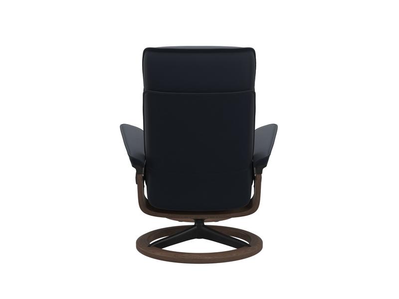 Stressless Admiral (M) Signature Chair with Footstool 