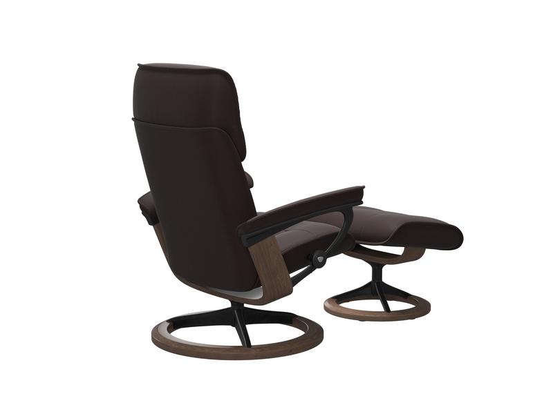 Stressless Admiral (M) Signature Chair with Footstool 