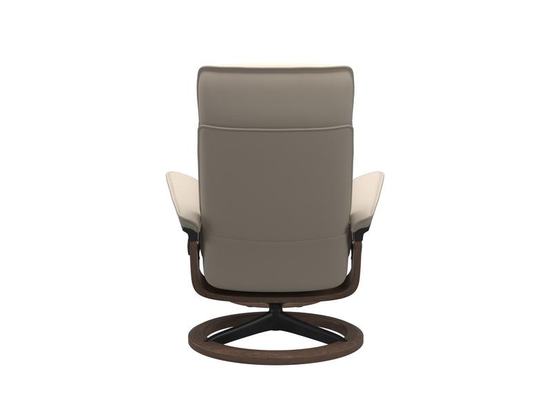 Stressless Admiral (M) Signature Chair with Footstool 