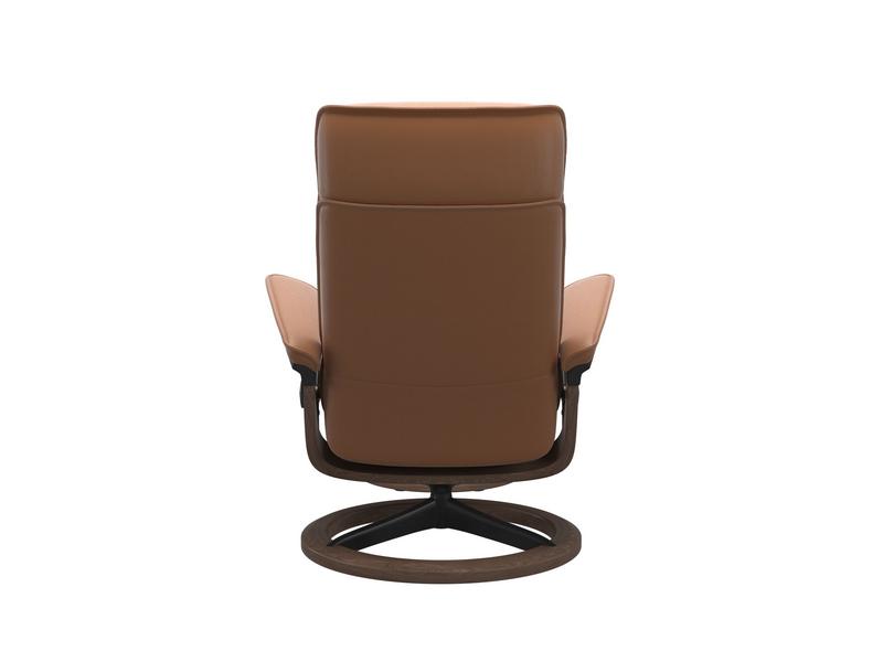 Stressless Admiral (M) Signature chair with Footstool 